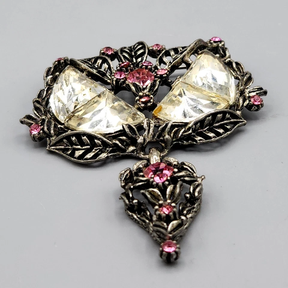 Vintage Pie Cut Clear and Pink Rhinestone Whatever-This-Is Figural Brooch - Image 3 of 4
