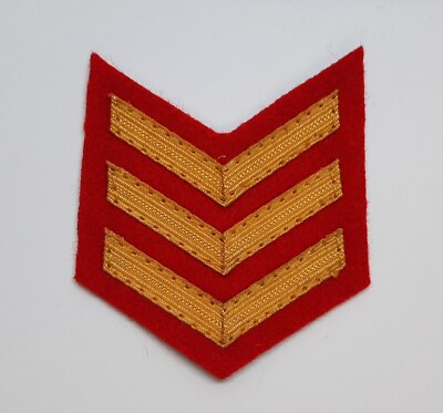 RM Mess Kit Abzeichen British Royal Marines Sergeant Rang Chevron 3 Bars geflochten