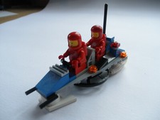 lego moc space hover 2 man transporter with 2 red spacemen