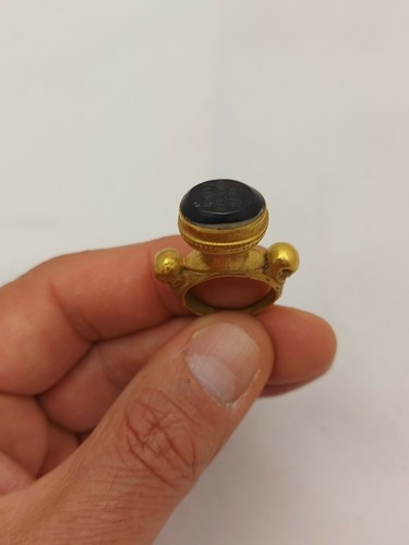 Vintage Antique Memento Mori Skull Intaglio Ring Gold Plated - Picture 2 of 12