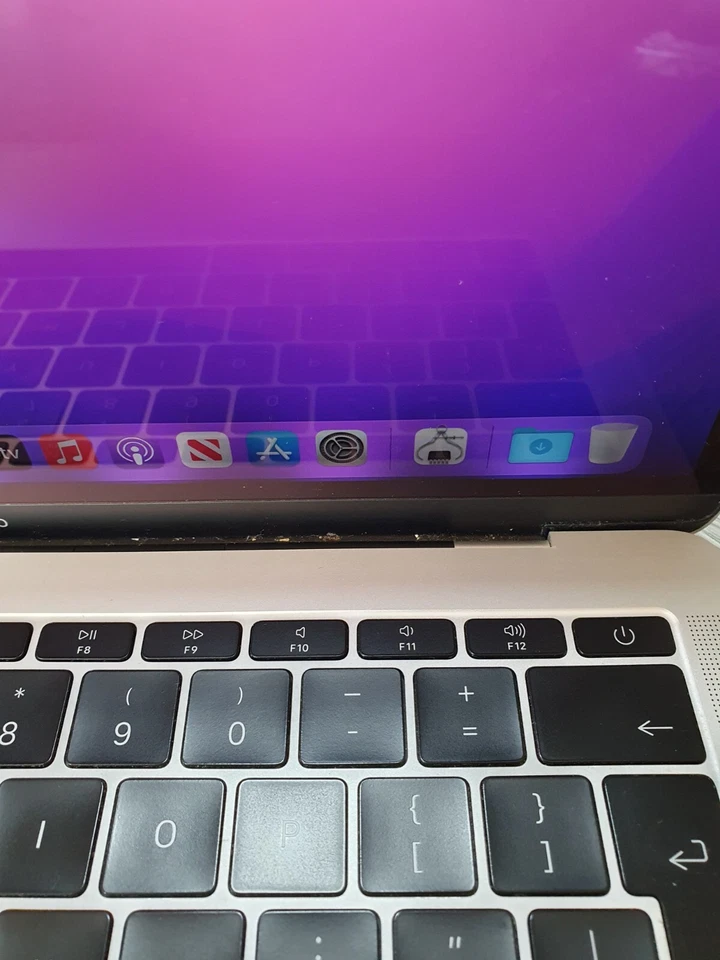 Apple MacBook Pro 13" 2016 · i5 · 8GB · 250GB, photo 3 of 5