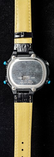 Seiko Super Runners (S640-4000) Men's Asymmetric Watch-- Working, 43x42mm Case - Picture 10 of 10