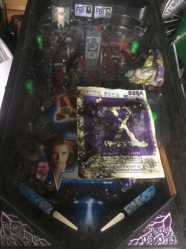 Xfiles pinball machine - Picture 2 of 3