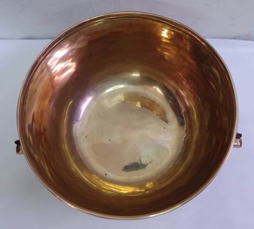 Gorgeous Hand Etched Solid Shiny Brass Bowl w/Polished Wood Handles 9.75" x 5.5" - Picture 10 of 14