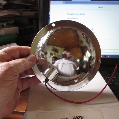 NEW Truck-Lite Flush Mount 5-1/2'' Bulb # 3693W in original factory box Last One - Picture 3 of 8