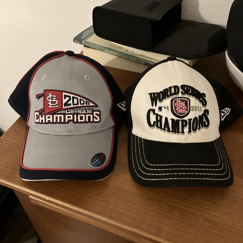(2) Cardinals 2006 and 2011 World Series Hats