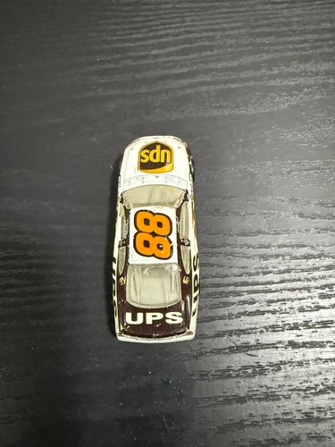2005 #88 Dale Jarrett UPS NASCAR 1:64 (FREE SHIPPING!) - Picture 5 of 6