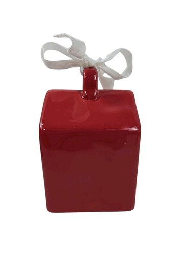 Rae Dunn "Love" Birdhouse 5.5" Red Ceramic Artisan Collection by Magenta NWOT - Picture 4 of 9