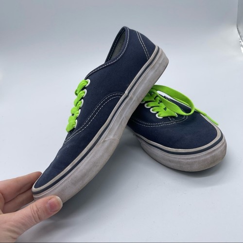 Vans Sneakers, Mens size 7 Women’s size 8.5. In excellent condition! - Picture 3 of 7