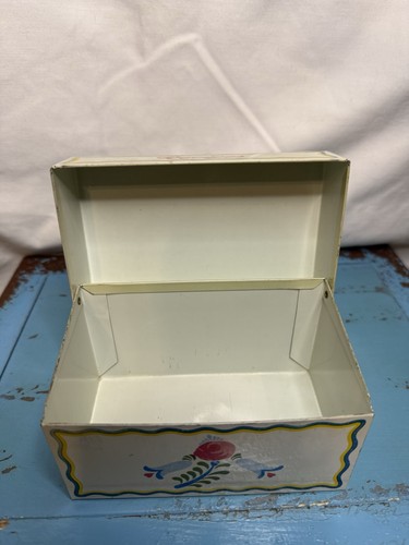 Vintage 1970’s Tin Recipe Box Ohio Art Co. Pre-Owned - Picture 8 of 9