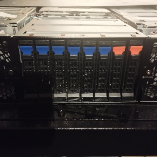 GPU HPC/AI 2U Rackserver 10 GPU GEN4 Slots Inklusive 6x RTX u. 4x Tesla GPUs - Bild 7 von 16
