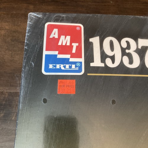 AMT 1937 CORD 812 S/C CAR MODEL KIT 1:12 8127 1993 BOXED NEW SEALED - Picture 2 of 8