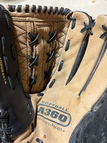 Wilson A360 OverSize Pocket Leather 14” Baseball Softball Glove A0360ES14 RHT - Picture 14 of 15