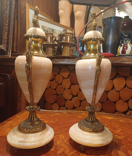 Paire De Cassolettes en Bronze, Onyx et Laiton. Epoque 19 Eme - Photo 2/9