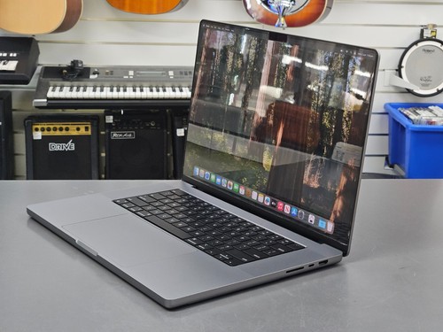 2021 Apple 16" MacBook Pro M1 Pro (10c CPU/16c GPU, 512GB, 16GB RAM) Space Grey - Picture 3 of 16
