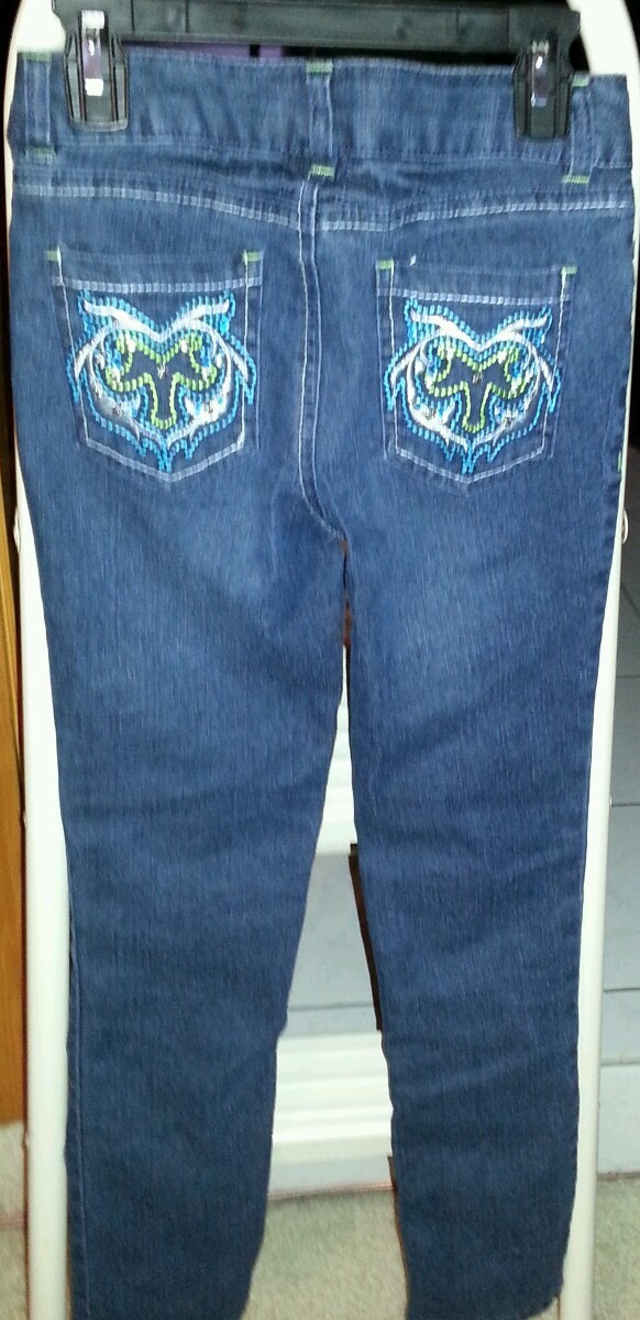 Picture 2 of 9