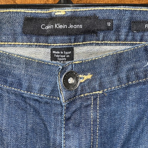 Calvin Klein Jeans Flare Medium Wash Mid Rise Stretch Women's Size 12 NWOT - Picture 2 of 7