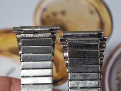 Zwei gebrauchte Vintage 19mm / 22mm Edelstahl Herren Uhrenarmbänder --TWO012024 - Bild 5 von 10