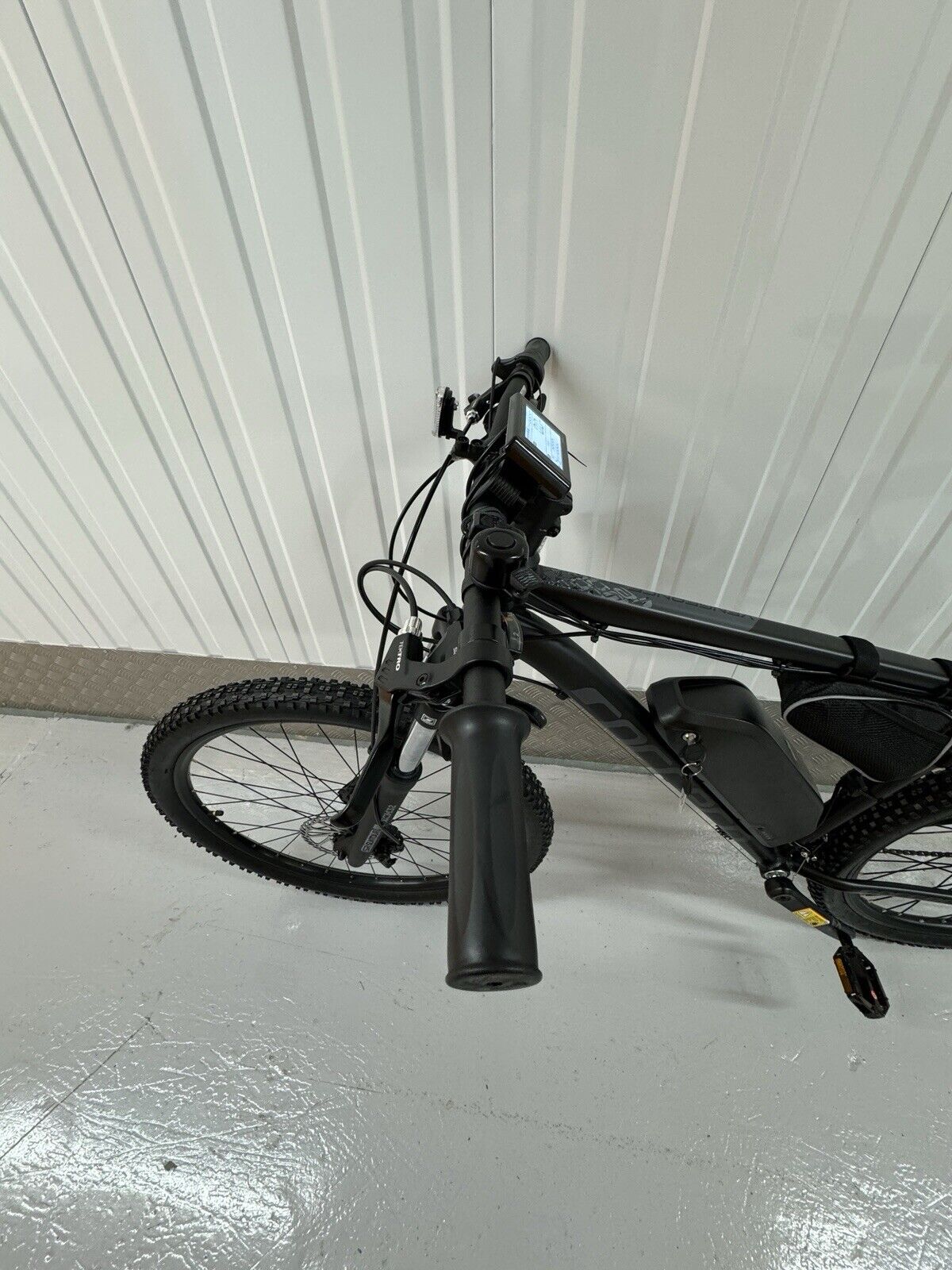 Picture 6 of 9