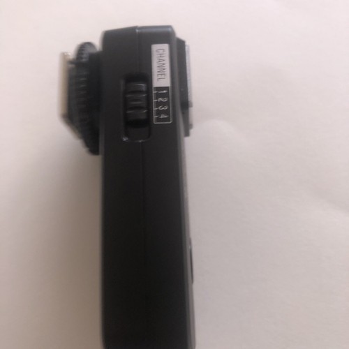 Vello FreeWave Wireless Flash Trigger TRANSMITTER For CANON - Picture 3 of 4