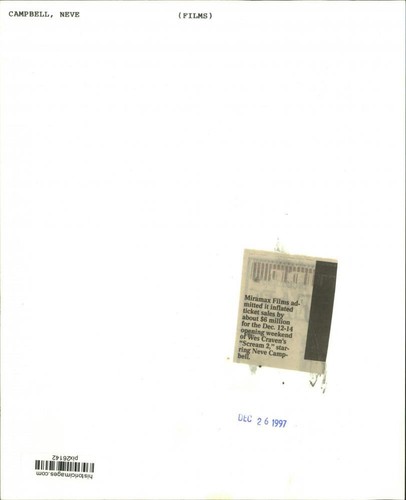 1997 Press Photo Actress Neve Campbell star in "Scream 2" - pix26142 - Picture 2 of 2