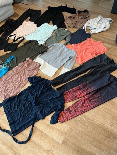 Lot of 21 Womens Mixed Clothes Size XS Leggings Tank Top T-Shirt Skirt Pants - Picture 1 of 5