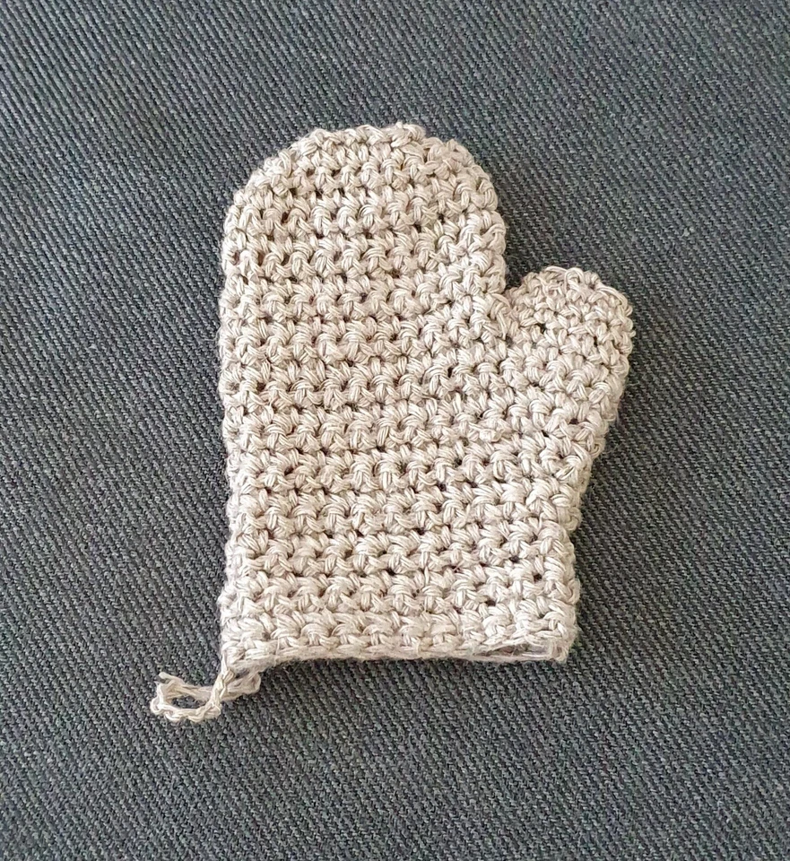 Junior отшелушивающая перчатка ручной работы с использованием 100% невосковой конопляной пряжи. Устойчивый - Изображение 2 из 3