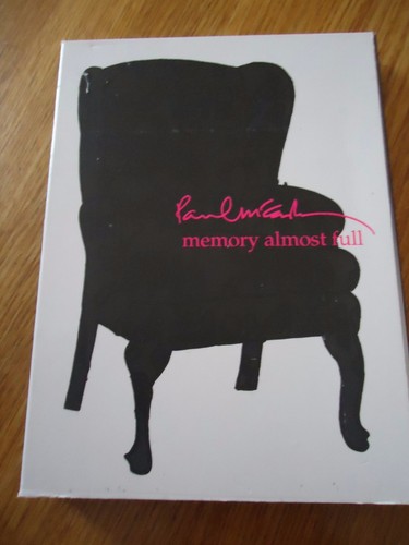 PAUL McCARTNEY Mc CARTNEY MEMORY ALMOST FULL - 2 CD BOITIER format DVD  - Picture 1 of 2