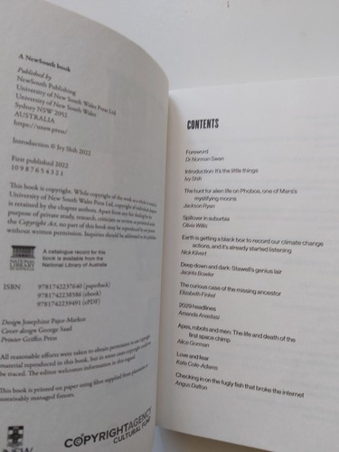 The Best Australian Science Writing 2022 by Ivy Shih Signed by Author - Picture 9 of 12