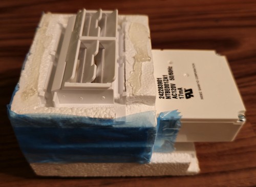 Frigidaire Refrigerator Damper Control Assembly Part# 242283901 - Picture 4 of 11