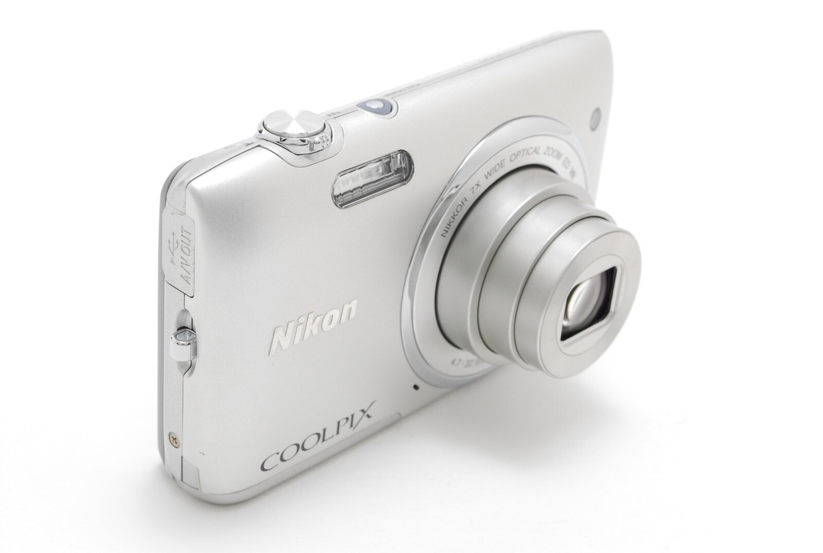 Nikon COOLPIX S3500 シルバー NEAR MINT w/BOX] Nikon COOLPIX S3500 Silver 20.1MP Digital