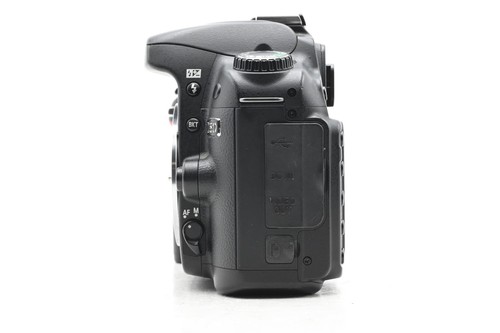 Nikon D80 10.2MP Digital SLR Camera Body #263 - Picture 8 of 10