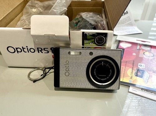 NEW Pentax optio RS1500 Camera - Picture 9 of 11