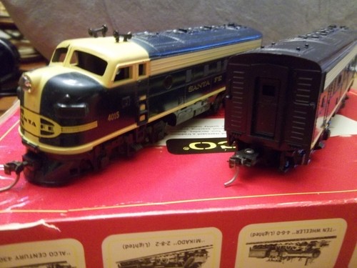 TYCO F9 A & B HO NIB UPGRADED COUPLERS WITH ORIGINAL BOX SANTA FE - Picture 3 of 10