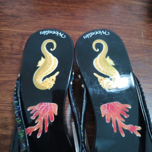Vietnamese Hand-painted Woodies Sandals Flip Flops Botanical Sea Life Designs - Picture 2 of 7
