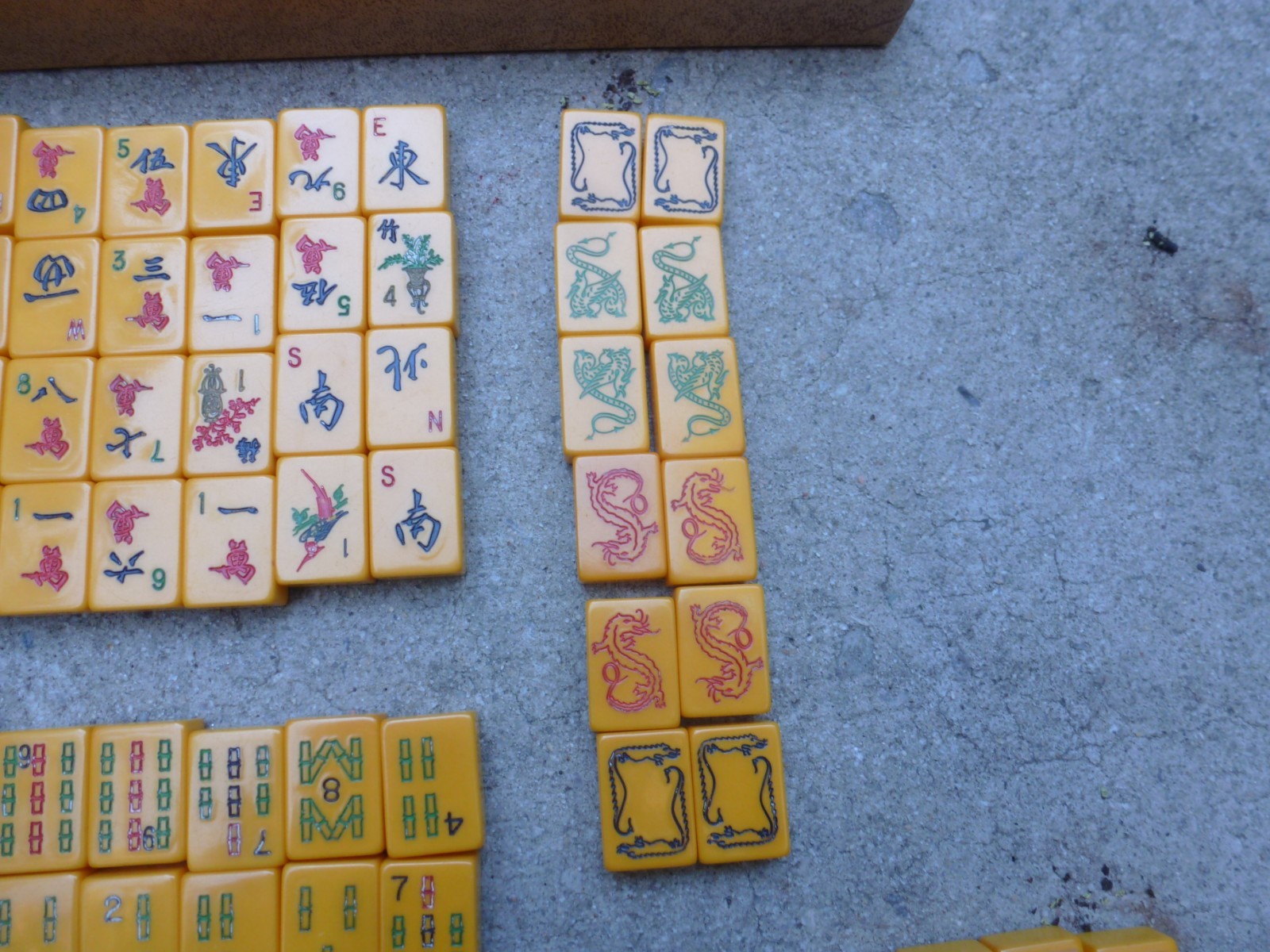 Vintage Royal Set Mah Jong Mahjong Set Royal Butterscotch 152 Tiles 074987 Vintage Royal Set Mah Jong Mahjong Set Royal Butterscotch 152 Tiles 074987
