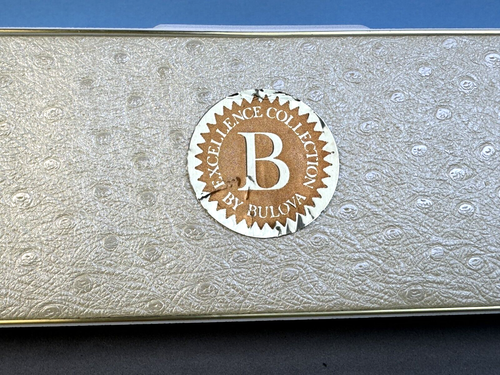 Vintage Bulova "Lady Petite" 14K Gold Diamond Ladies Watch in Original Boxes - Picture 20 of 23
