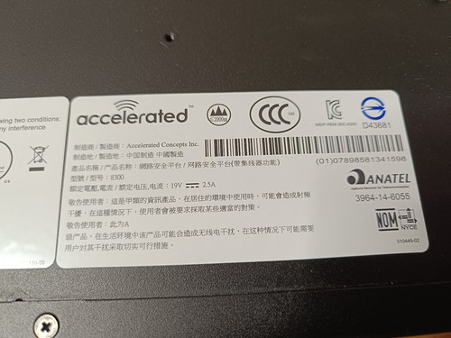 AT&T VPN gateway 8300 accelerated SIM USB WAN 1 WAN2 2xPOE et 6 LAN 500128-11 - Photo 9/9