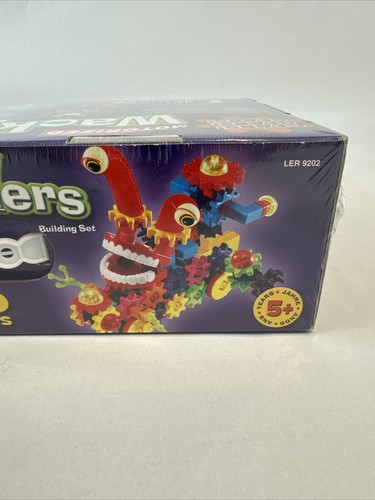 Motorized Wacky Wiggles Building Set 130 Pieces Sealed - Picture 6 of 11