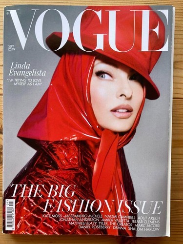 L'UOMO VOGUE UK Magazine SEP 2022