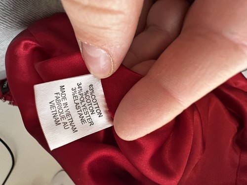 Tahari Size 10 Women Red Holiday Sheath Dress Sleeveless Pleated Neck Lined S24 - Picture 9 of 10