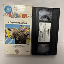 Kidsongs A Day With The Animals VHS Tape  View-Master Kid Songs