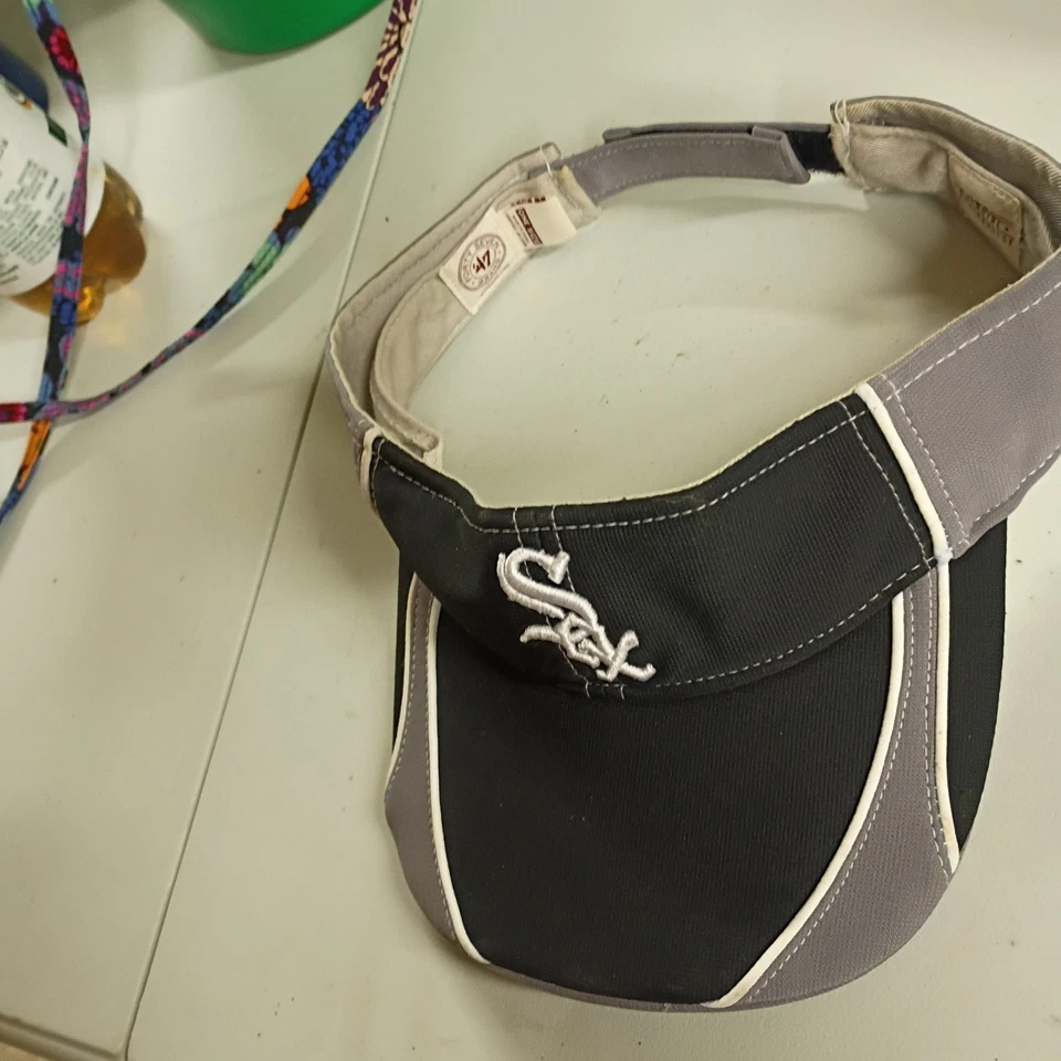 Gorra de béisbol vintage de los Chicago Sox visera sombrero correa ajustable adulto 47 ropa Foto 3 de 4