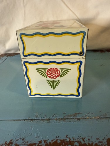 Vintage 1970’s Tin Recipe Box Ohio Art Co. Pre-Owned - Picture 4 of 9