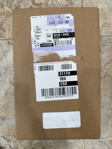 Genuine GM Engine Wiring Harness Junction Block 84184432 New - Bild 5 von 8