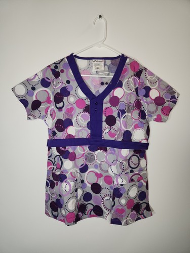 NWOT - UA Scrubs Stretch Top. Size Adjustable Waist Colorful SIZE Medium Q209