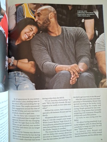 Kobe Bryant Commemorative Edition Book LA Times Magazine Los Angeles Lakers - Imagen 5 de 5
