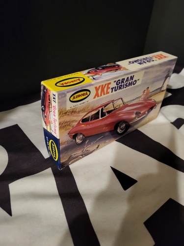 Kit modelo XKE Gran Turismo 1963 1/32 Aurora vintage sin usar, en caja nuevo sin construir - Imagen 2 de 5