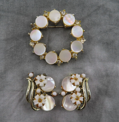 Vintage Rhinestone Brooch Earrings Pin Set Cream Lucite Yellow Crystal 181c - Picture 5 of 12