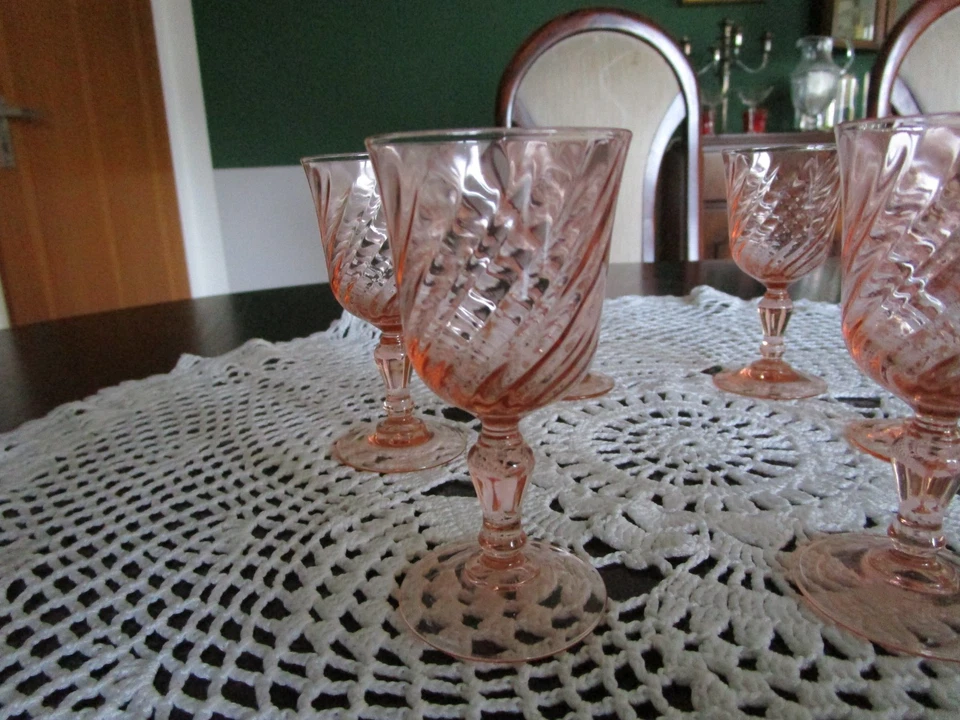 farbige Schnapsgläser aus Frankreich 6 Stück Rosalinglas alt schön Luminarc??? - Bild 2 von 4